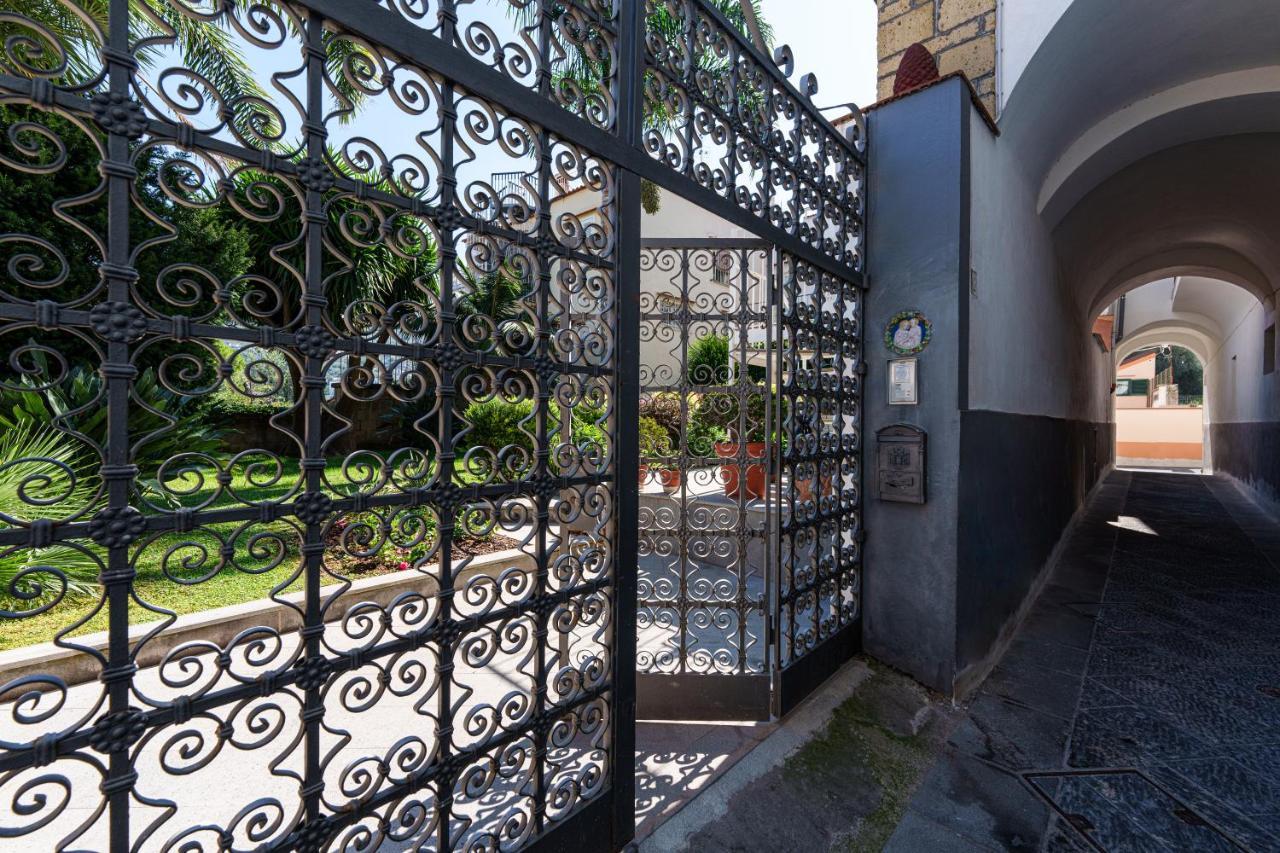 Mary'S Guest House Vico Equense Extérieur photo